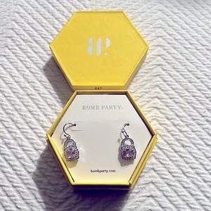 Bomb Party fishhook back earrings rhodium plating light lavender center stone 💎